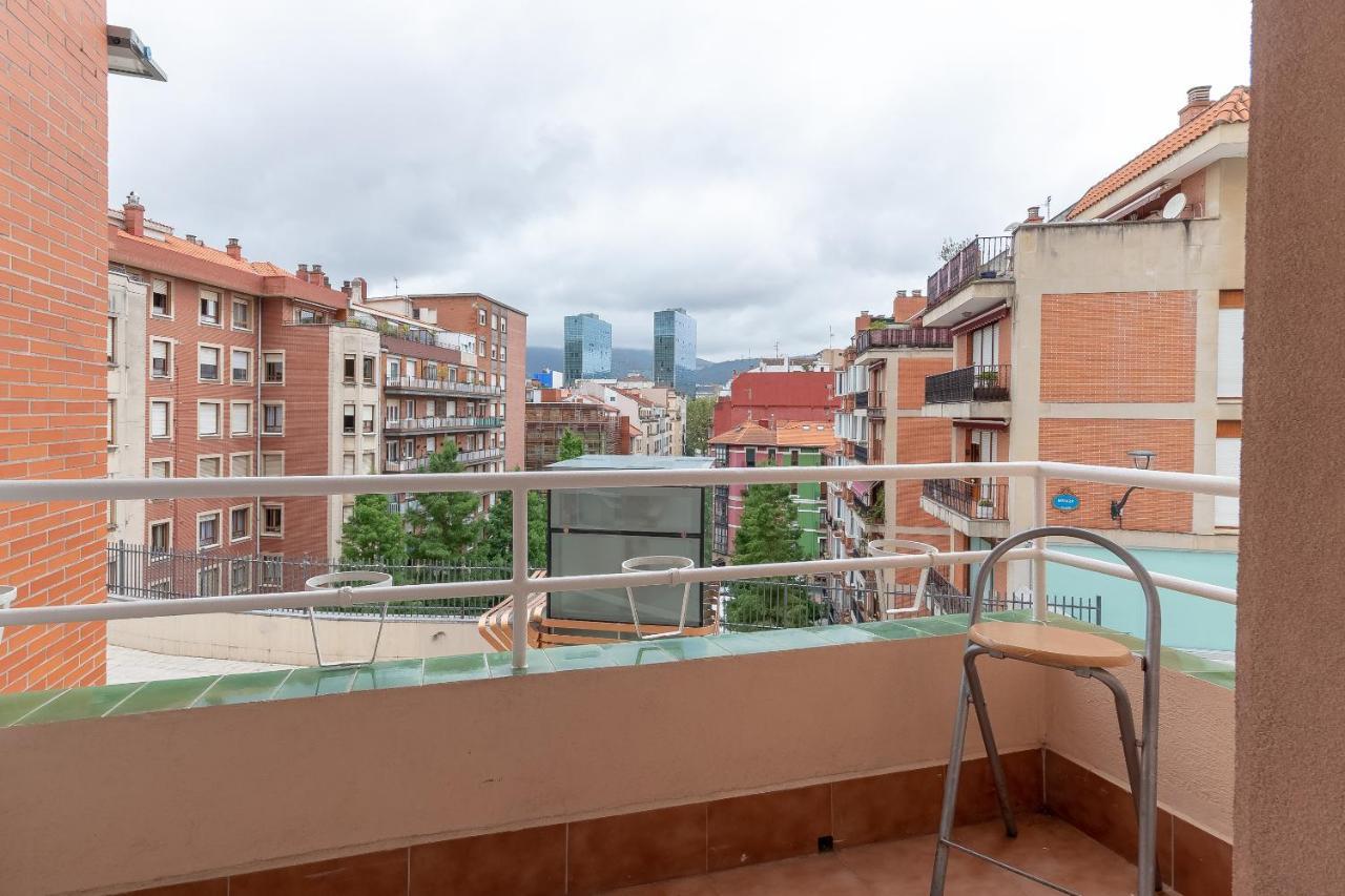Hall V By Aston Apartment Bilbao