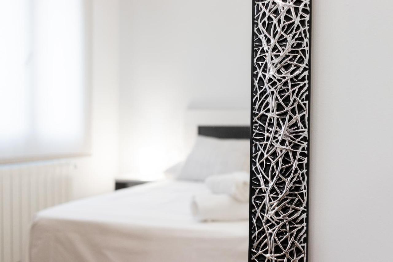 Hall V By Aston Apartment Bilbao